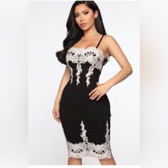 Haute Monde Dresses & Skirts - Haute Monde black cocktail dress w/ lace overlay S